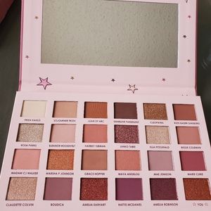 Ciate I Am A Woman Eyeshadow Palette